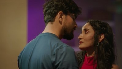 আরেকটি দৃশ্যে রেহান ও মিথিলা