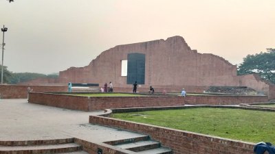 রায়েরবাজার বধ্যভূমি স্মৃতিসৌধ (বাংলা ট্রিবিউন)