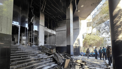 ডেইলি স্টারের অফিস অগ্নিসংযোগের পরের অবস্থা (ছবি: নাসিরুল ইসলাম)