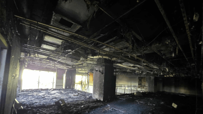 অগ্নিসংযোগের পর ধ্বংসস্তূপে পরিণত হয়েছে প্রথম আলোর কার্যালয় (ছবি: নাসিরুল ইসলাম)