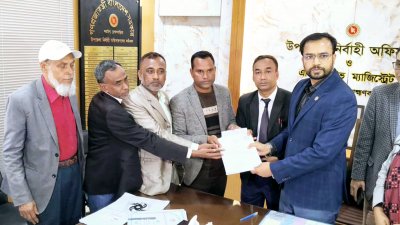 রুমিন ফারহানার পক্ষে মনোনয়নপত্র সংগ্রহ করেন উপজেলা যুবদলের সাবেক সাংগঠনিক সম্পাদক মো. আলী হোসেন