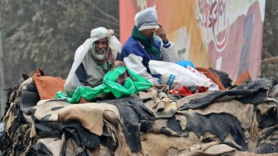 যাওয়া শৈত্যপ্রবাহে চরম ভোগান্তিতে পড়েছে সাধারণ মানুষ (ছবি: নাসিরুল ইসলাম)