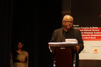 বক্তব্য রাখছিলেন আয়োজক প্রধান