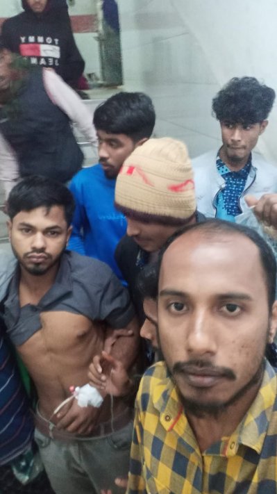 সংঘর্ষে আহত কয়েকজন