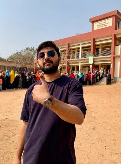 অভিনেতা মনোজ প্রামাণিক