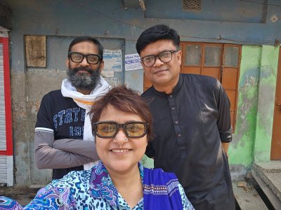 সংগীতের দুই ভাই বোন রুপম (ডানে) ও লালন ব্যান্ডের সুমি (সামনে)