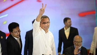 সংবাদ সম্মেলনে গণমাধ্যমকর্মীদের শুভেচ্ছা জানান তারেক রহমান