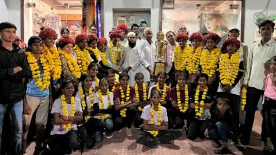 বাল্যবিয়ের বিরুদ্ধে লড়াইয়ে ফুটবল