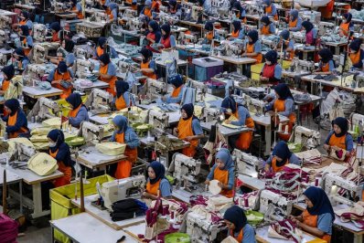 ইন্দোনেশিয়ার একটি গার্মেন্ট কারখানা। ছবি: নিউ ইয়র্ক টাইমস