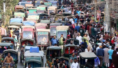শব্দদূষণ ও খানাখন্দে ভরা সড়ক এবং অপরিচ্ছনতার শহর হিসেবেই দেখছেন সবাই