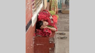অনেকের ঈদের দিন কাটে ফুটপাতে বসে বা শুয়েই
