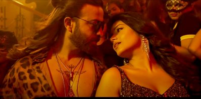 &lsquo;প্রিন্স&rsquo;-এর &lsquo;জ্বালা জ্বালা&rsquo; গানে শাকিব খান ও তাসনিয়া ফারিণ (ছবি: ক্রিয়েটিভ ল্যান্ড ফিল্মস)