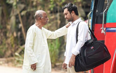 &lsquo;ফ্যামিলি ম্যান&rsquo;-এর দৃশ্যে সোলায়মান খোকা ও ফারহান আহমেদ জোভান (ছবি: সিনেমাওয়ালা)