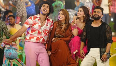 &lsquo;আগুন&rsquo; গানের শুটিংয়ে তৌসিফ, কণা, তিশা ও ইমরান