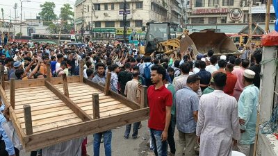 ডিএসসিসির উচ্ছেদ অভিযান