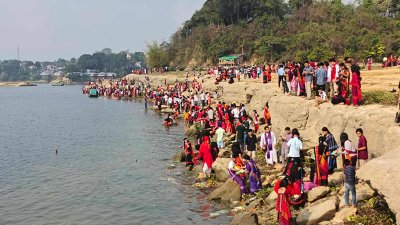 পাহাড়ে বিজু উৎসব