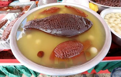 প্রধান আকর্ষণ মাছ আকৃতির মিষ্টি
