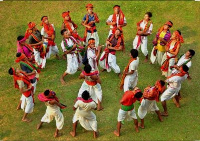 আটটি জাতিগোষ্ঠীর প্রধান সামাজিক-সাংস্কৃতিক উৎসব হচ্ছে &lsquo;বৈসাবি&rsquo;