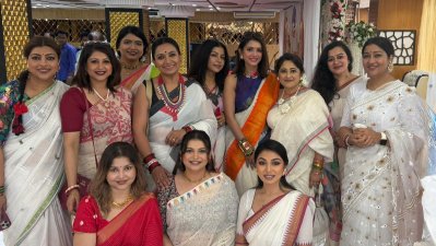 প্রযোজক আলী বশিরের আমন্ত্রণে বৈশাখী আড্ডায় তারকারা