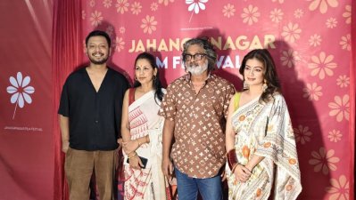 কাজলরেখা চলচ্চিত্রের নির্মাতা ও কলাকুশলীরা