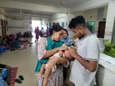 ঠিকমতো চিকিৎসা না পাওয়ায় রোগীর স্বজনদের অনেক ক্ষোভ