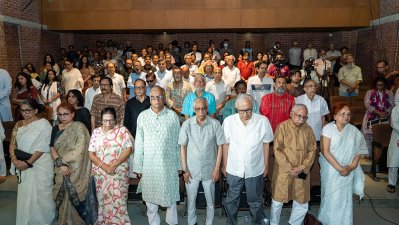 আলো-অন্ধকারের মঞ্চে আতাউর রহমানকে ফিরে দেখা: বেইলি রোডে আবেগঘন স্মরণসভা