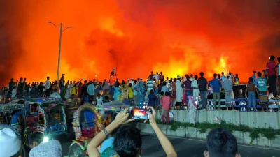 কালশীতে বস্তিতে আগুন। ছবি: সংগৃহীত