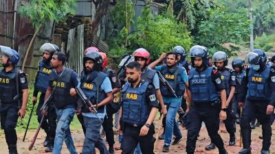 জঙ্গল সলিমপুরে আইনশৃঙ্খলা বাহিনীর অভিযান