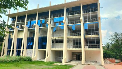 সেবাগ্রহীতা ও কর্মীদের নিরাপত্তা মারাত্মকভাবে বিঘ্নিত হচ্ছে