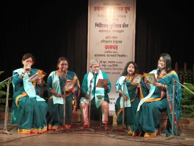 চর্যাপদ থেকে ডাকঘর, শিল্পকলায় আবৃত্তি ও শ্রুতি নাটকে অনন্য সন্ধ্যা