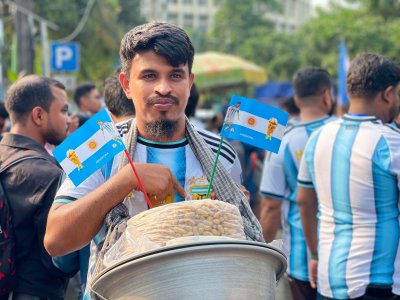 কানসাসে নামছে আর্জেন্টিনা, শাহবাগে আকাশি-সাদা ঢেউ