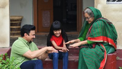 আন্তর্জাতিক প্রশংসার পর এবার বড়পর্দায় ‘শেকড়’