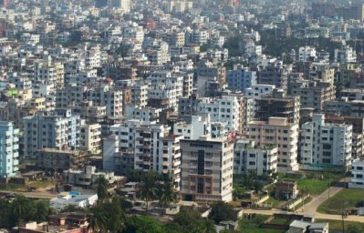 কোটি মানুষের শহর ঢাকা