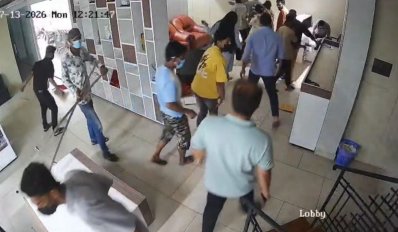 চকবাজার থানার চন্দনপুরা-বাকলিয়া এক্সেস সড়কে অবস্থিত ডিজিটাল ডট নেট (ডিডিএন) কার্যালয়ে এ ঘটনা ঘটে