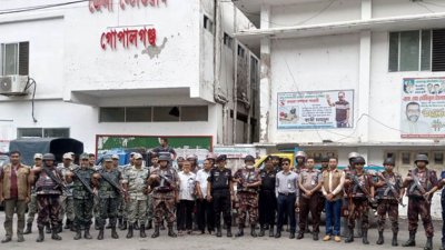 সতর্ক অবস্থানে আছে প্রশাসন