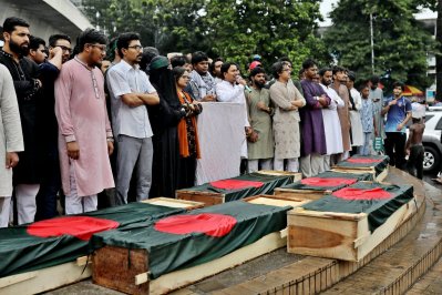কফিন মিছিল ও সংহতি সমাবেশে বক্তারা