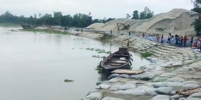 সঠিক ব্যবস্থাপনার অভাবে গত ১৯ বছরে অন্তত দেড় হাজার কোটি টাকা ব্যয়েও ভাঙন ঠেকানো যায়নি