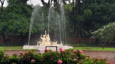 জুলাই স্মৃতি জাদুঘরের বাইরের অংশ। ছবি: বাংলা ট্রিবিউন