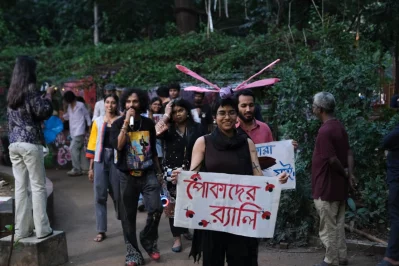 ধ্বংসের বিপরীতে সমষ্টিগত সৃষ্টির সংলাপ