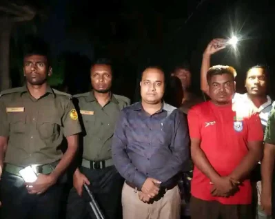 উদ্ধারে ইউএনও। ছবি: ফেসবুক থেকে