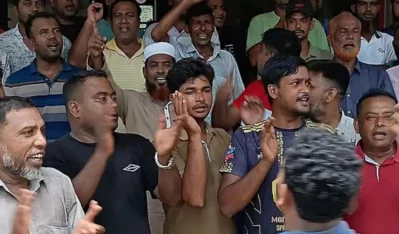 লালপুর ইউএনও কার্যালয়ে হামলা-ভাঙচুর