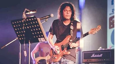 জেমস