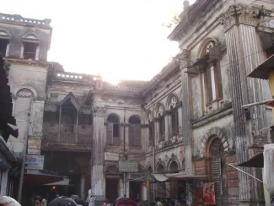 ফরাশগঞ্জের রূপলাল হাউস। ছবি: সংগৃহীত