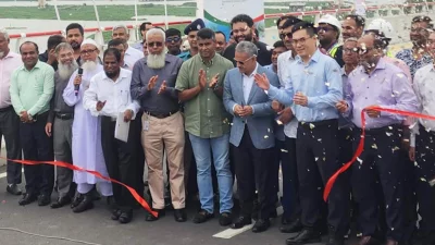 সেতু দুটি উদ্বোধন করেন সড়ক পরিবহন ও সেতুমন্ত্রী শেখ রবিউল আলম
