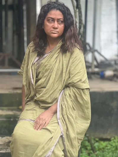 দীপা খন্দকার