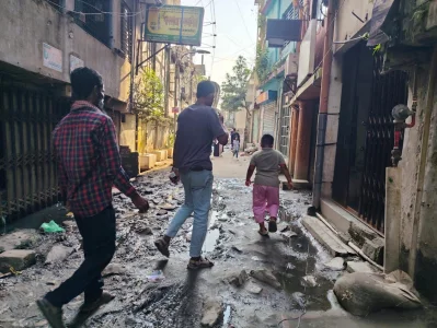 বছরের পর বছর ব্যবহার অনুপযোগী জুরাইনের বিভিন্ন সড়ক (ছবি: বাংলা ট্রিবিউন)