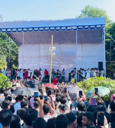 কোনও ধরনের অপ্রীতিকর ঘটনা ছাড়াই শেষ হয়েছে এই আয়োজন