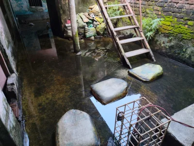 দীর্ঘসময় আটকে থাকে বৃষ্টির পানি। ছবি: বাংলা ট্রিবিউন