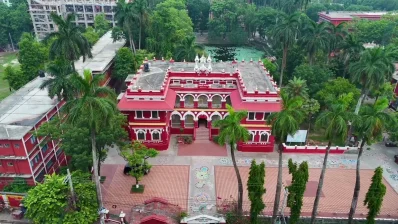 ৩৫ একর জায়গাজুড়ে প্রতিষ্ঠিত প্রতিষ্ঠানটির ঝুলিতে অপ্রাপ্তির তুলনায় প্রাপ্তিই বেশি