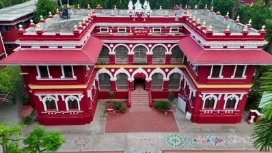 নানা চড়াই-উতরাই ও সময়ের স্রোত পেরিয়ে ১৮৭৩ সালের ১ এপ্রিল প্রতিষ্ঠিত রাজশাহী কলেজ এখন ১৫৩ বছরের পথে